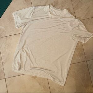 freefly men's large cream shirt